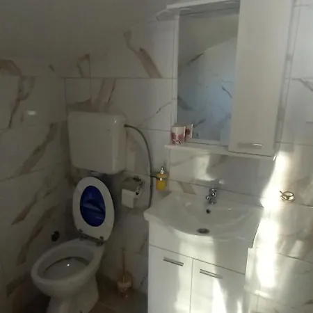 Apartment Josic 2 *